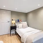 Fulham Oasis